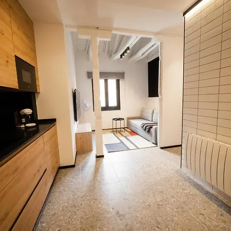 Mk77 - Lahoz Apartmán León