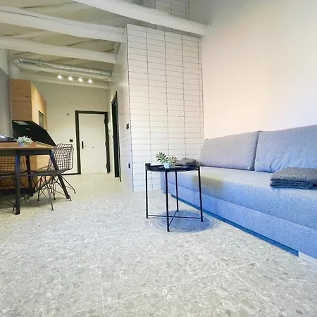 Mk77 - Lahoz شقة ليون