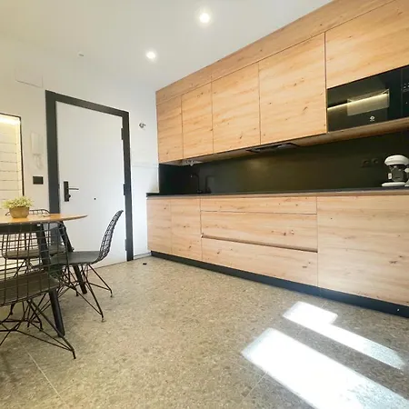 Mk77 - Lahoz ليون