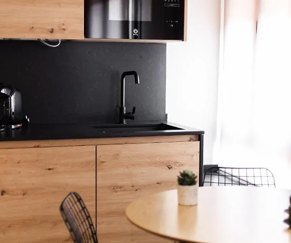 Mk77 - Lahoz Леон